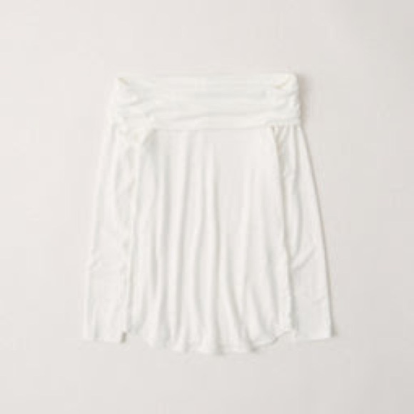 BRAND NEW Cozy Off the Shoulder Abercrombie top - Picture 3 of 4